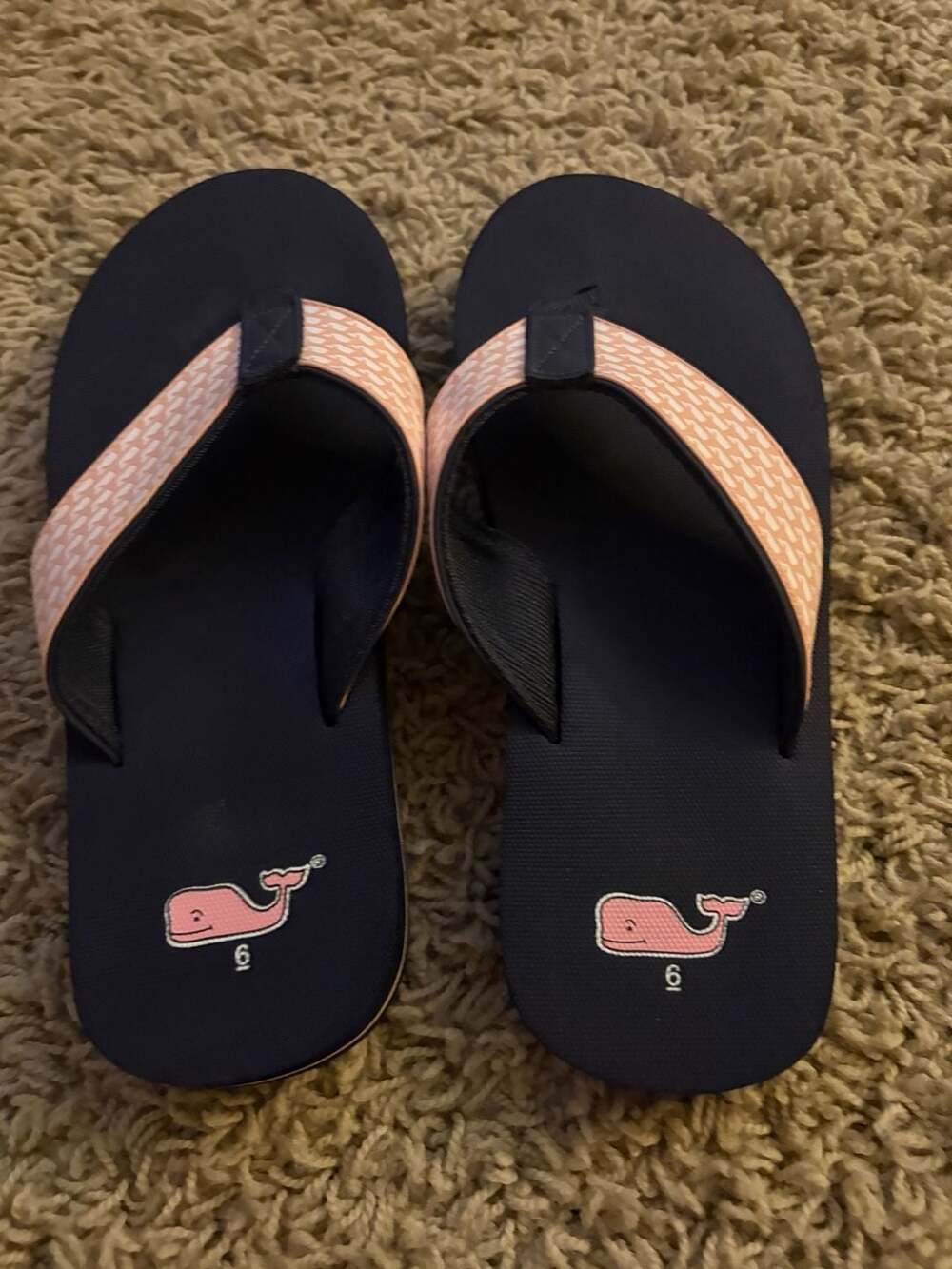 Vineyard Vines Micro Whale Classic Flip Flops Size 6 Navy Pink